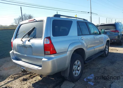 2006 Toyota 4Runner Sr5 V6 z USA, uszkodzony, nr VIN JTEZU14R160068922